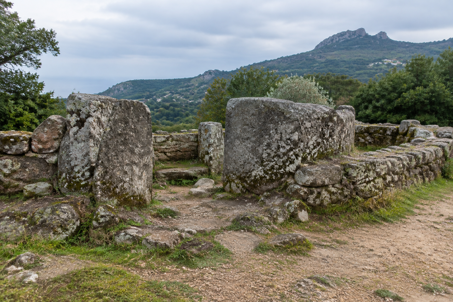 Antas de Belas: o complexo megalítico de Sintra